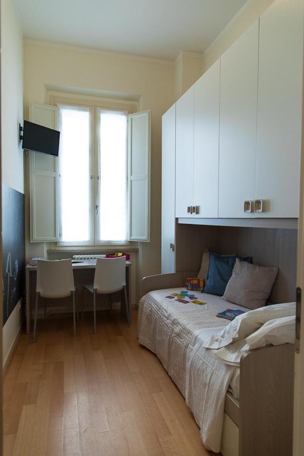 Zara D'Amare A Pesaro 10 Metri Dalla Spiaggia By Yohome Dış mekan fotoğraf